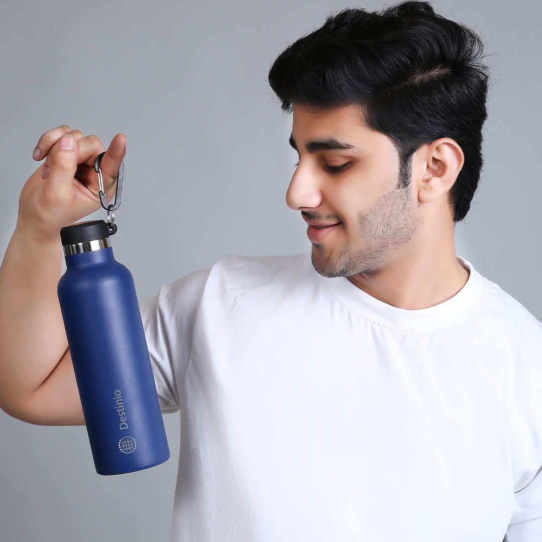 Destinio Insulated Bottle - 750 ML | Leakproof, Double-Walled Vacuum Insulation, 304 Grade Stainless Steel